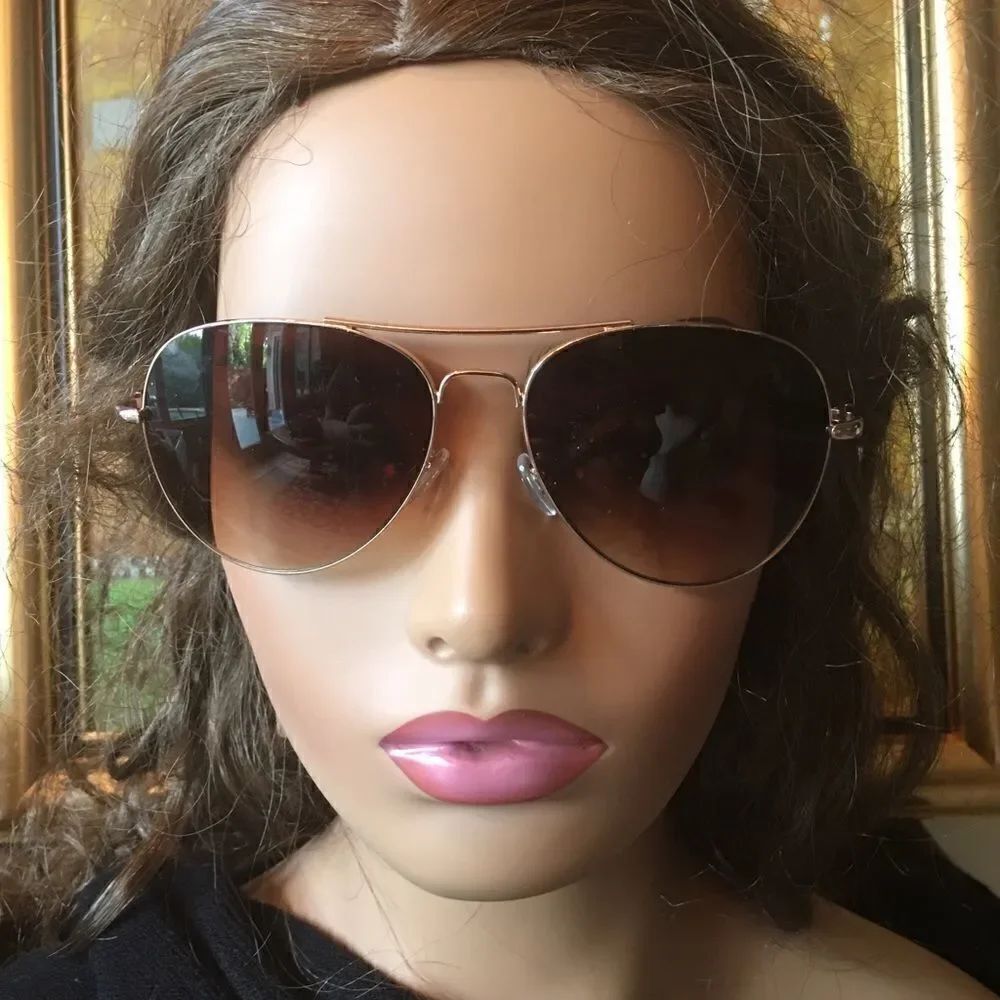 🎃 - ROSE GOLD Sun Glasses!